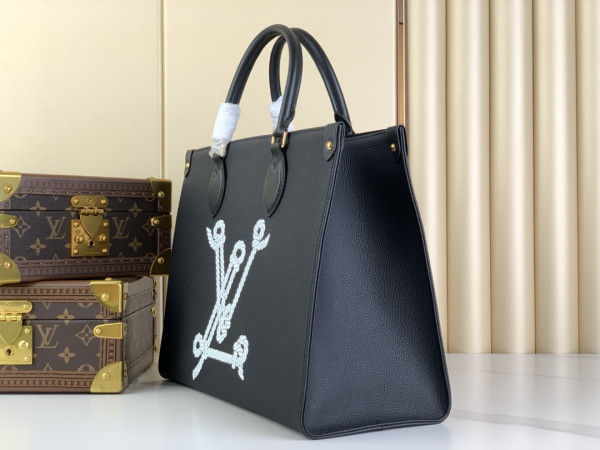 l**is V*t*n onthego mm-35*27*14cm