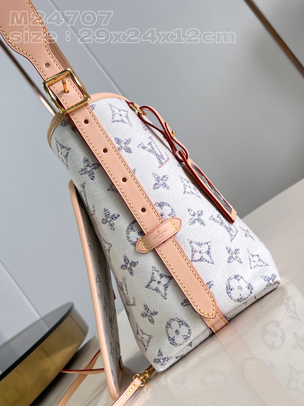 l**is V*t*n carryall pm-29*24*12cm