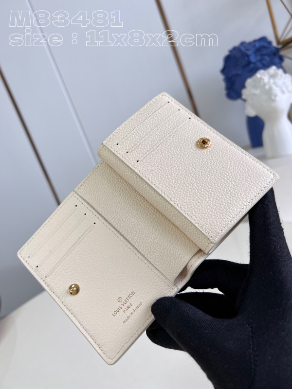 l**is V*t*n lou wallet-11.5*8.5*2.2cm