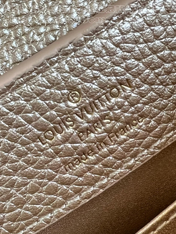 l**is V*t*n capucines mini-21*14*8cm