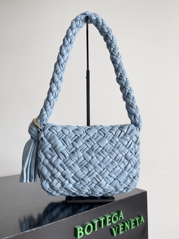 Bo*te*ga ve*ne*ta città shoulder bag-25*18*5.5cm