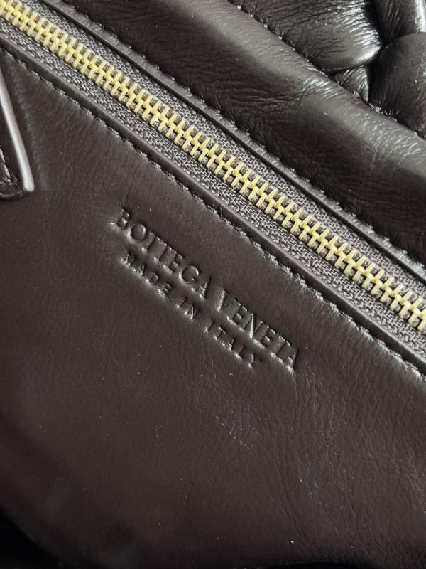 Bo*te*ga ve*ne*ta città shoulder bag-25*18*5.5cm