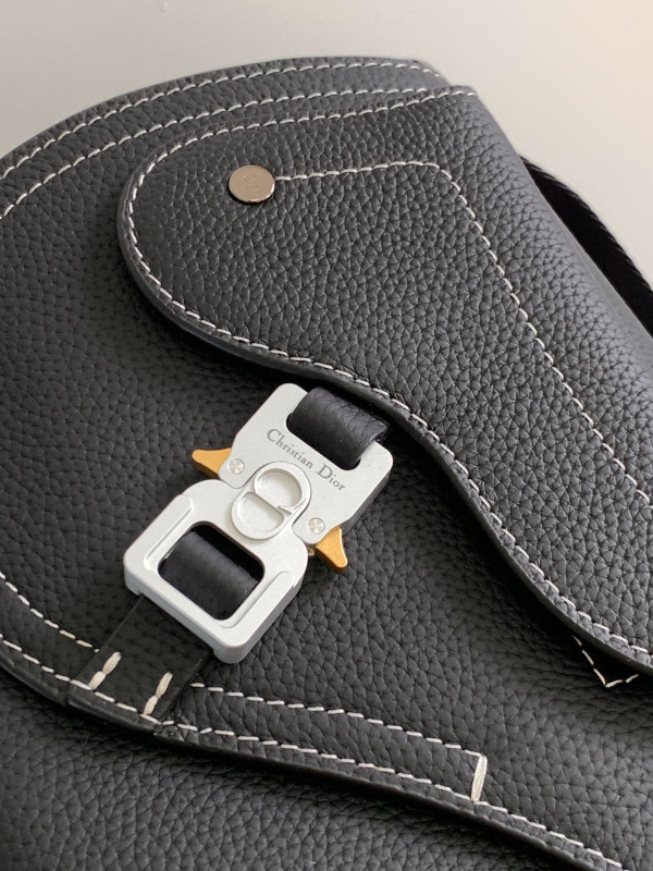 D*or saddle messenger bag