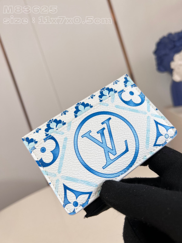 l**is V*t*n card holder-11*7*0.5cm