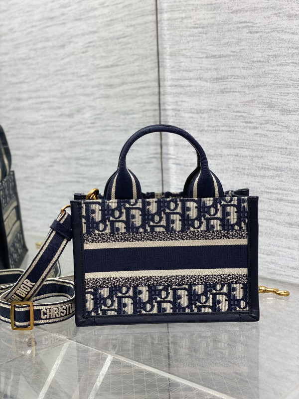 D*or mini book tote-21.5*13*7.5cm