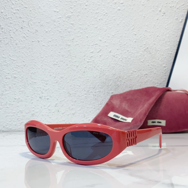 MIU MIU sunglasses