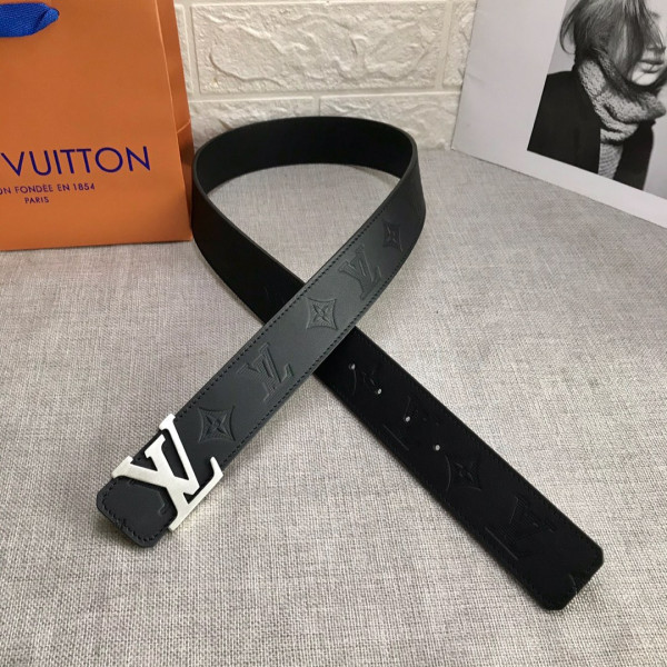 l**is V*t*n belt