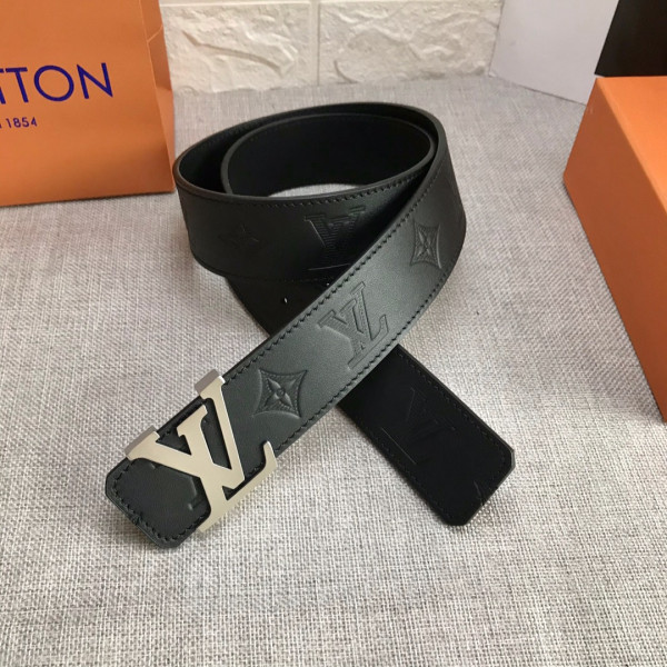 l**is V*t*n belt
