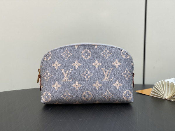 l**is V*t*n pochette cosmétique pm