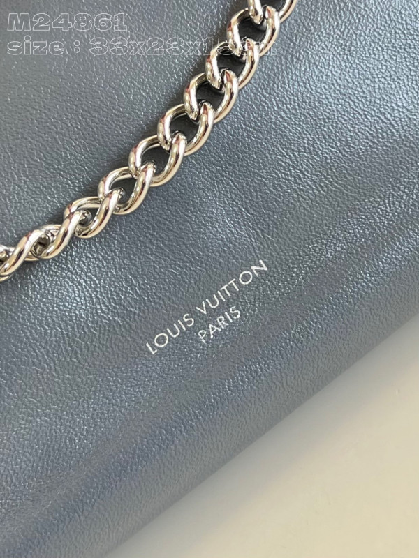 l**is V*t*n carryall cargo -33.5 x 23x15cm