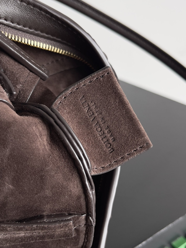 Bo*te*ga ve*ne*ta solstice mini shoulder bag