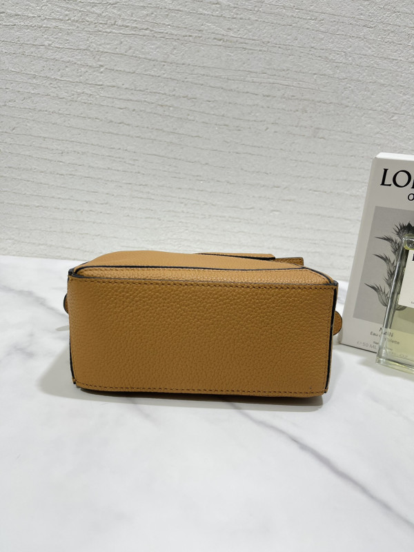 LOEWE PUZZLE BAG-18*12*7.5CM