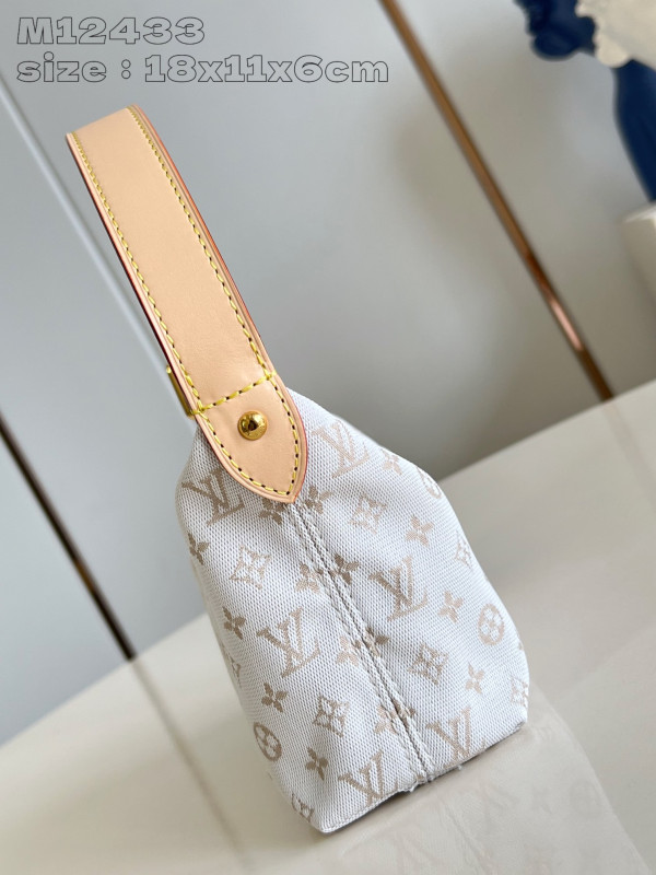 l**is V*t*n hills pochette