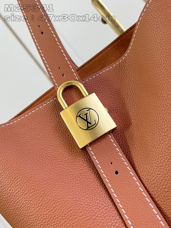l**is V*t*n low key cabas mm-47*30*14cm