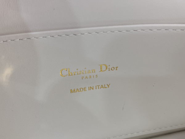 miss D*or flap bag