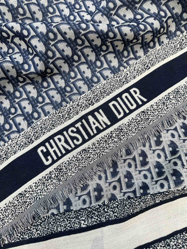 D*or scarf